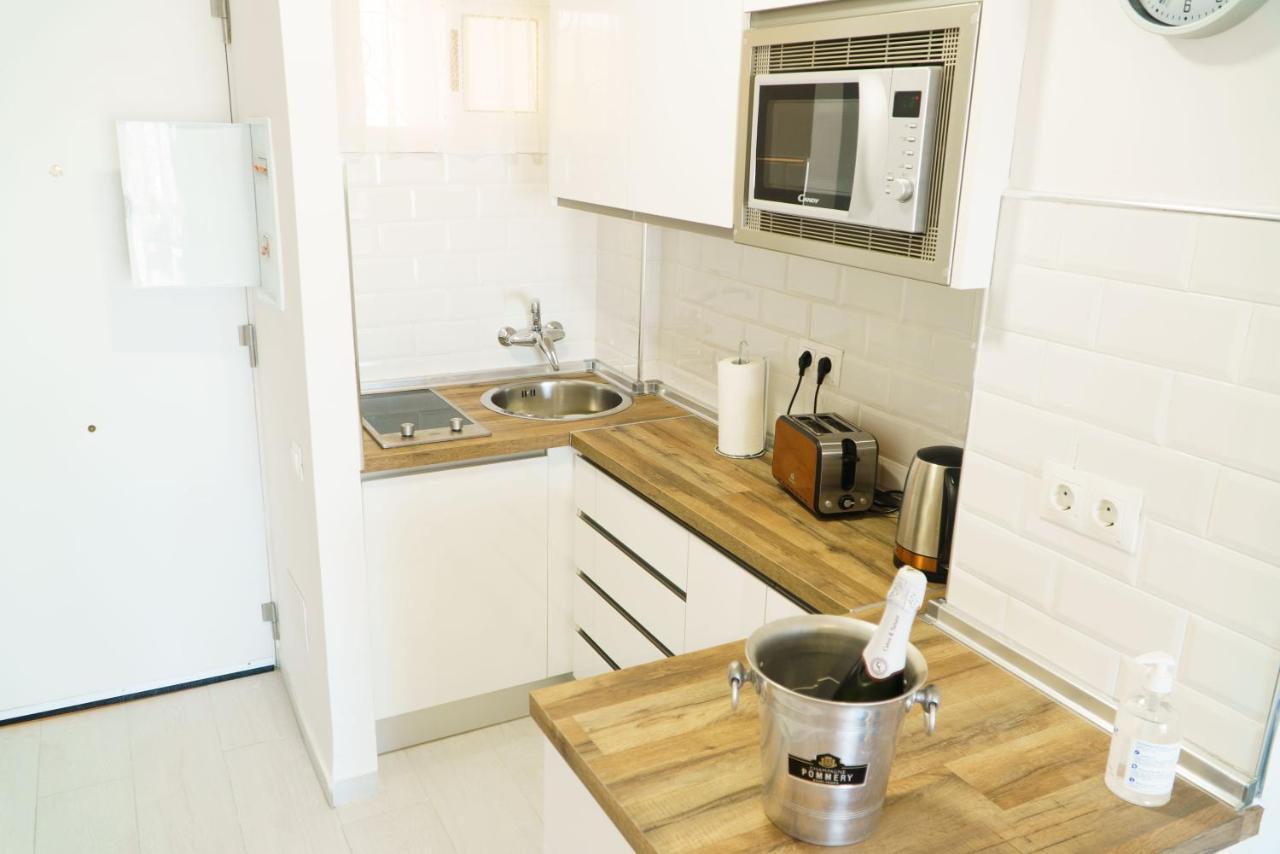 Appartamento Aguila Sea View Benalmádena Esterno foto