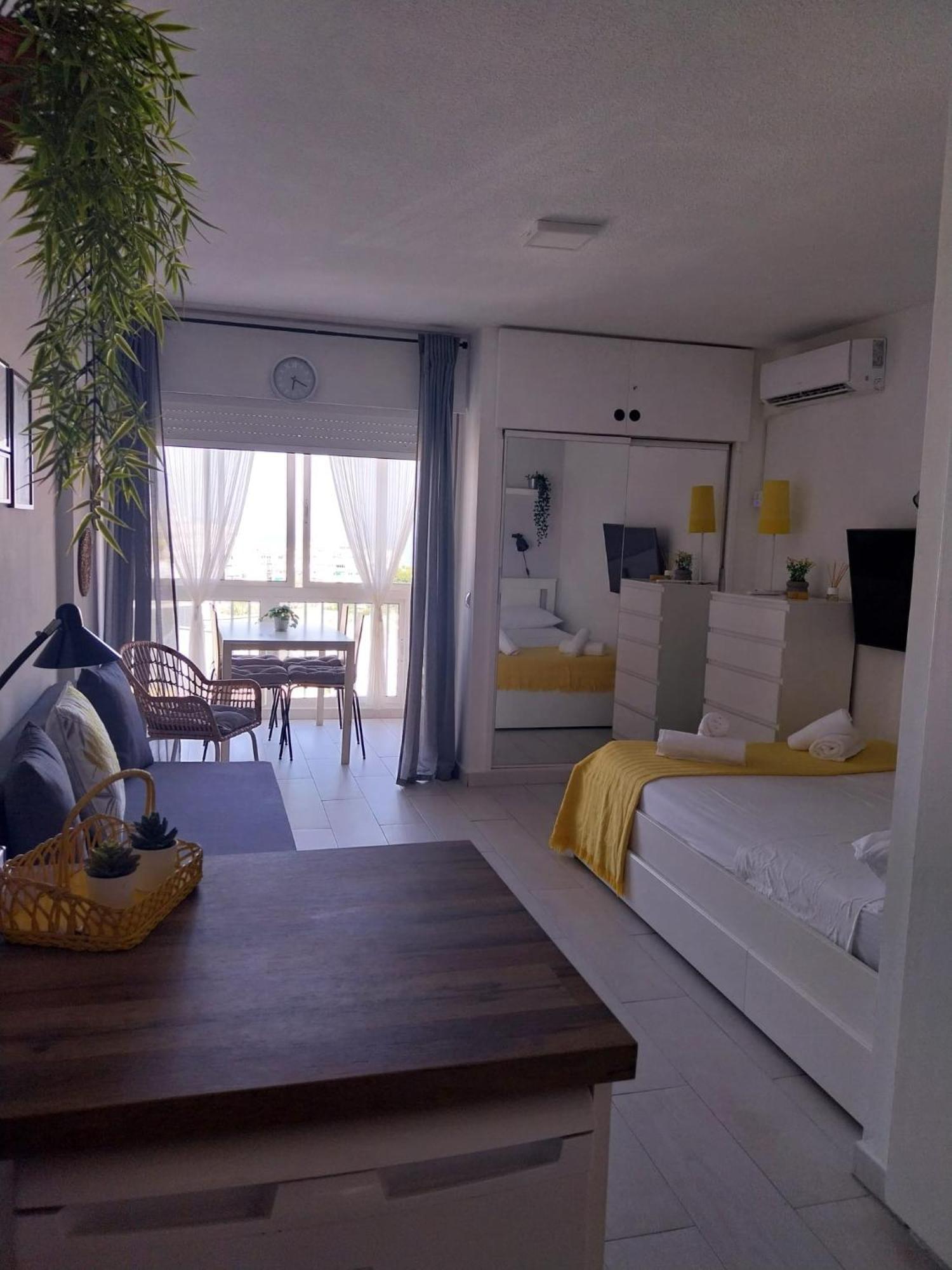 Appartamento Aguila Sea View Benalmádena Esterno foto